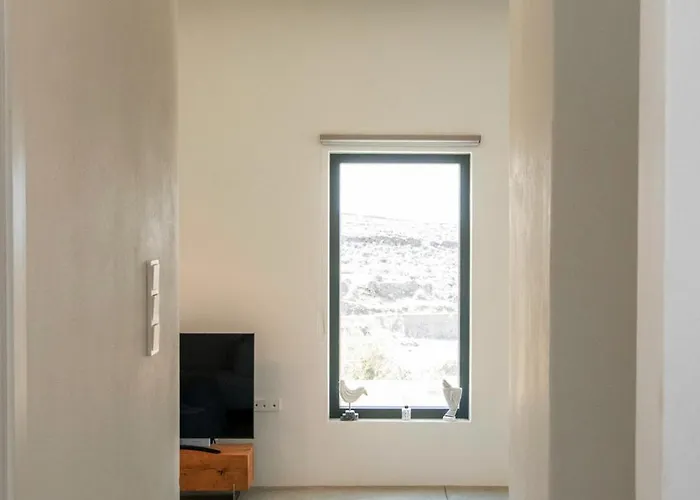 Rockaine Horizon Villa *